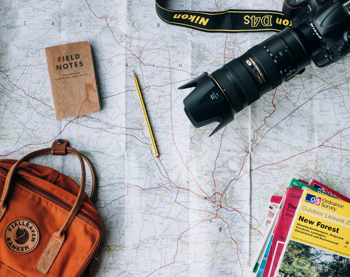 Traveller planning with a map